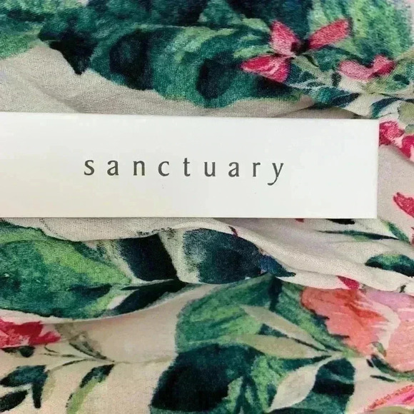 πNWT Sanctuary sun dress π in floral printβ¦ - Picture 12 of 12